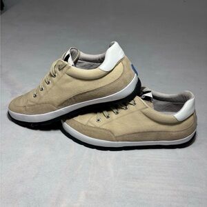 Wolky Men's Beige and White Sneakers